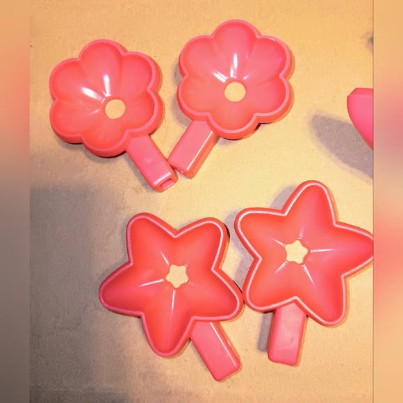 Star, Flower, & Heart Shaped DIY Bath Bomb Making Molding Scissors Tool Kit - Picture 3 of 6